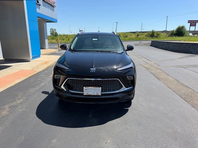 New 2026 Buick Encore GX Avenir w/ Avenir Technology Package AWD/4WD image 3