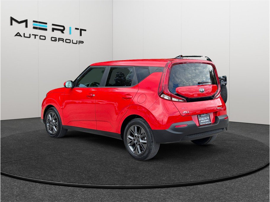 Used 2021 Kia Soul S FWD image 7
