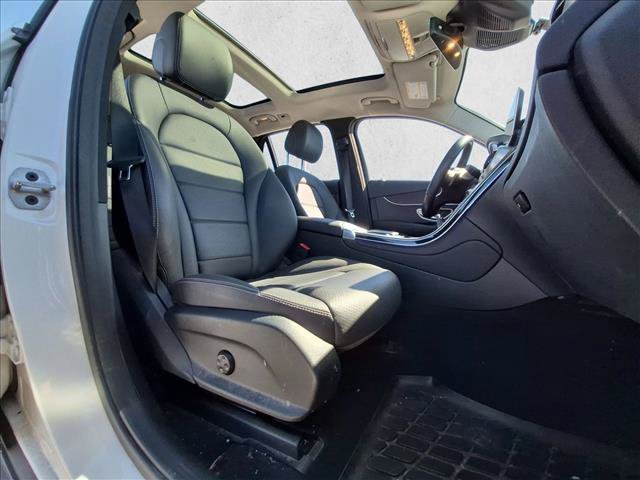 Used 2021 Mercedes-Benz GLC 300 4MATIC image 18