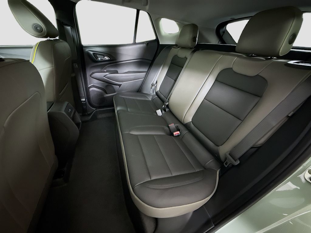 New 2026 Chevrolet Trax ACTIV w/ Sunroof Package image 23