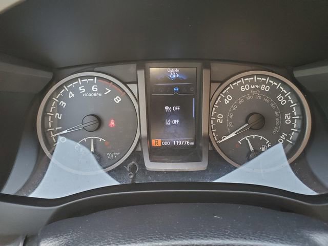 Used 2018 Toyota Tacoma TRD Sport image 30