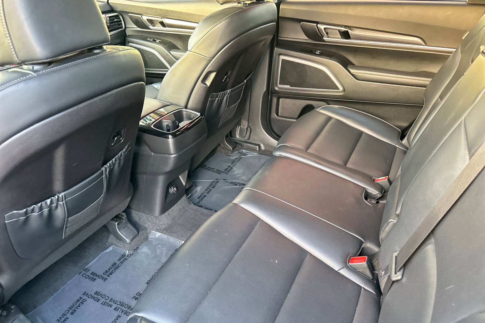 Used 2024 Kia Telluride LX image 15