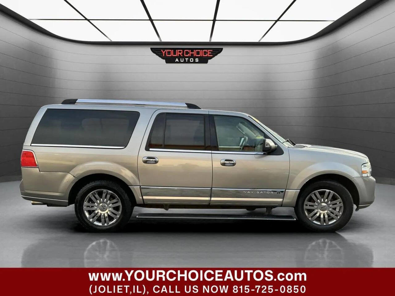 Used 2008 Lincoln Navigator L 4WD image 7