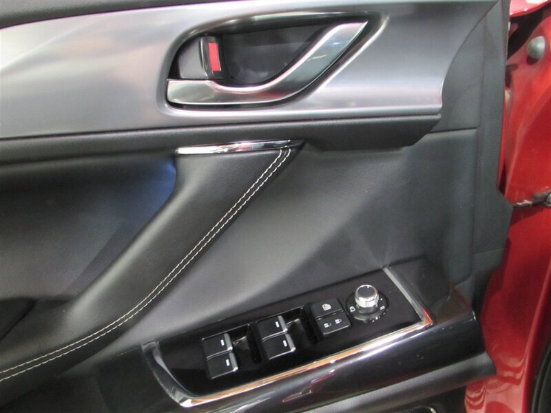Used 2023 MAZDA CX-9 Grand Touring image 14