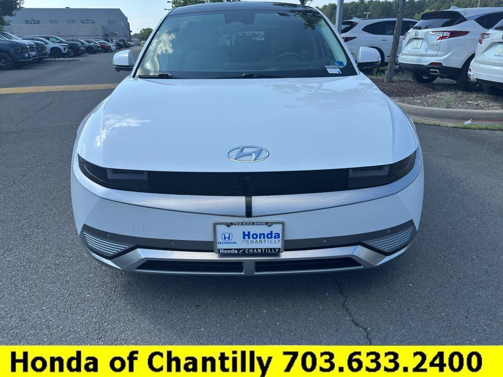 Used 2022 Hyundai Ioniq 5 Limited w/ Cargo Package AWD/4WD image 2