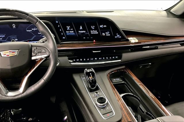 Used 2023 Cadillac Escalade Premium Luxury w/ Performance Package AWD/4WD image 7