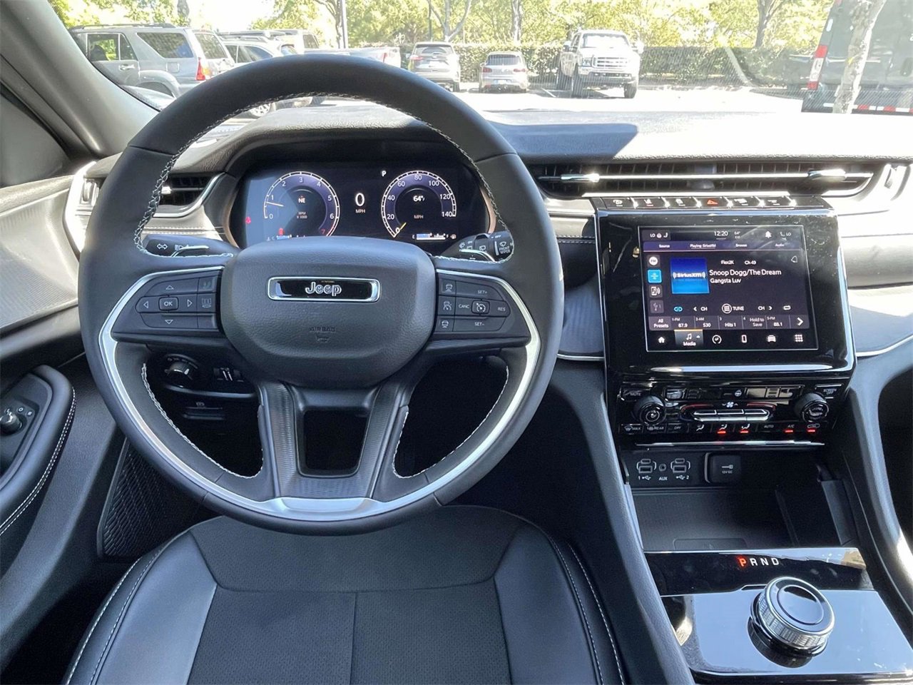 New 2025 Jeep Grand Cherokee Altitude image 11