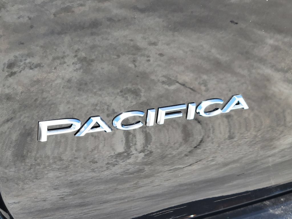 New 2027 Chrysler Pacifica Pinnacle w/ Theater Group AWD/4WD image 26