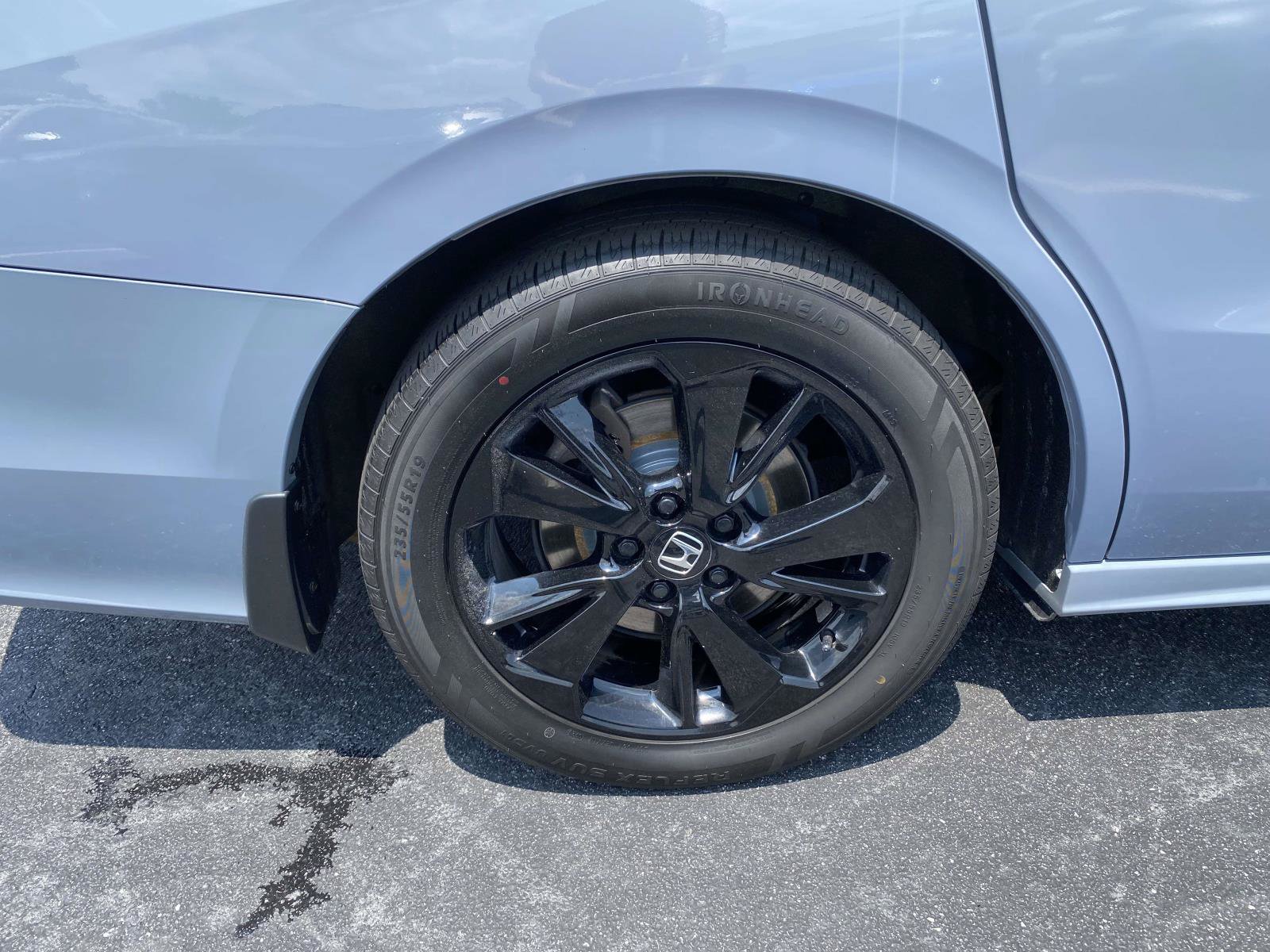 Used 2023 Honda Odyssey Sport image 9