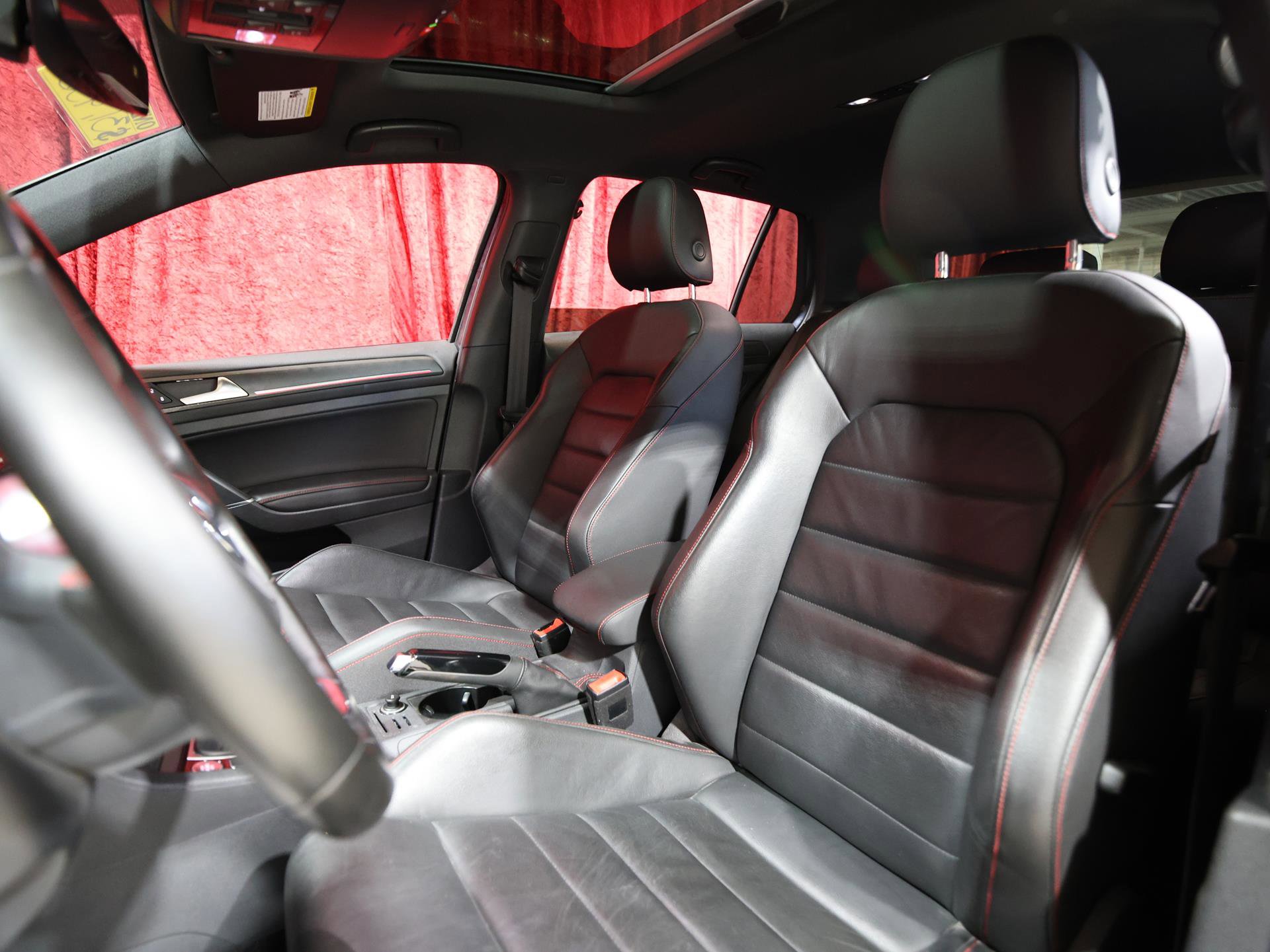 Used 2021 Volkswagen GTI Autobahn image 13