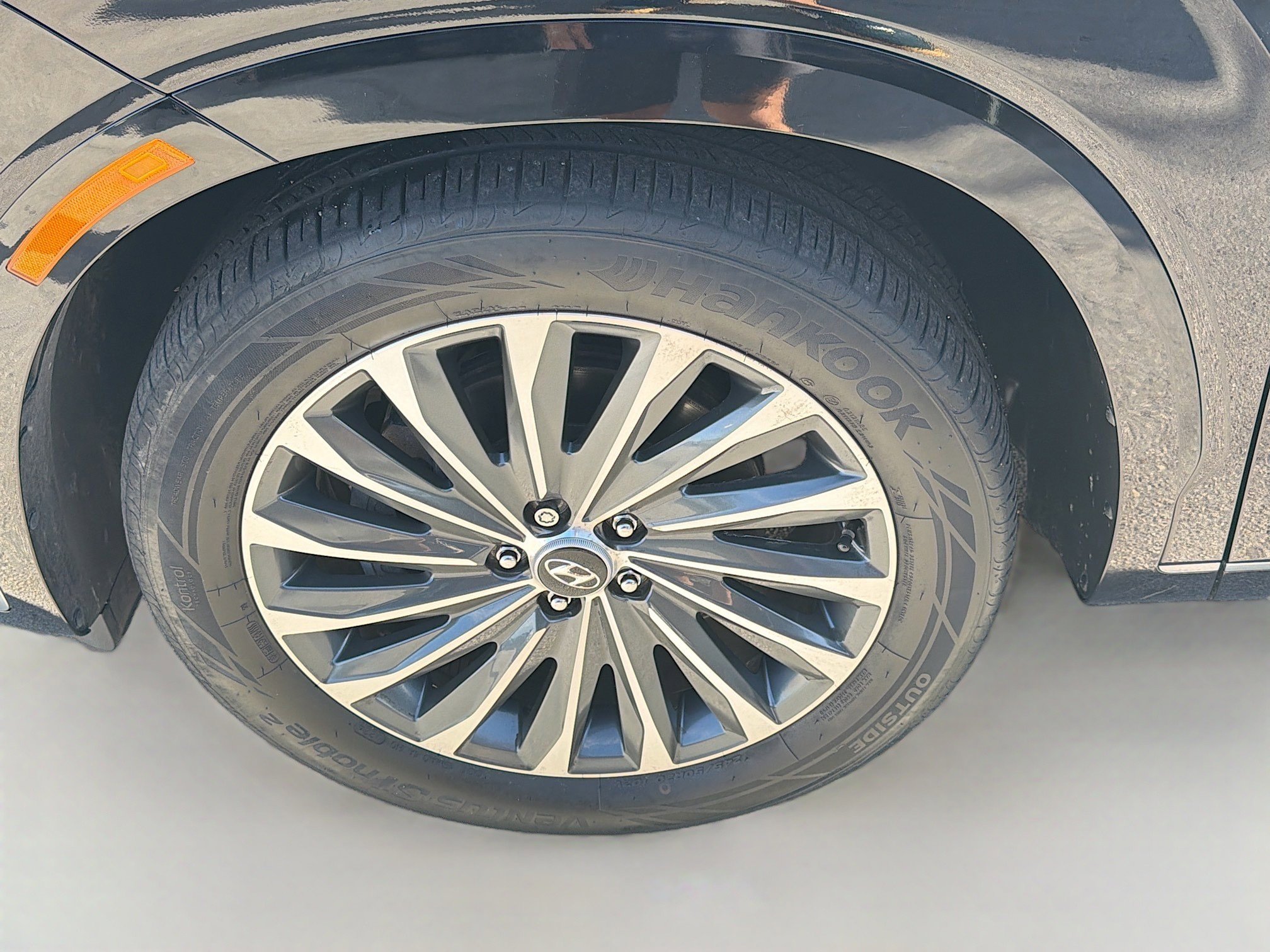 Used 2024 Hyundai Palisade Calligraphy image 35