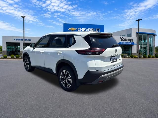 Used 2021 Nissan Rogue SV AWD/4WD image 5