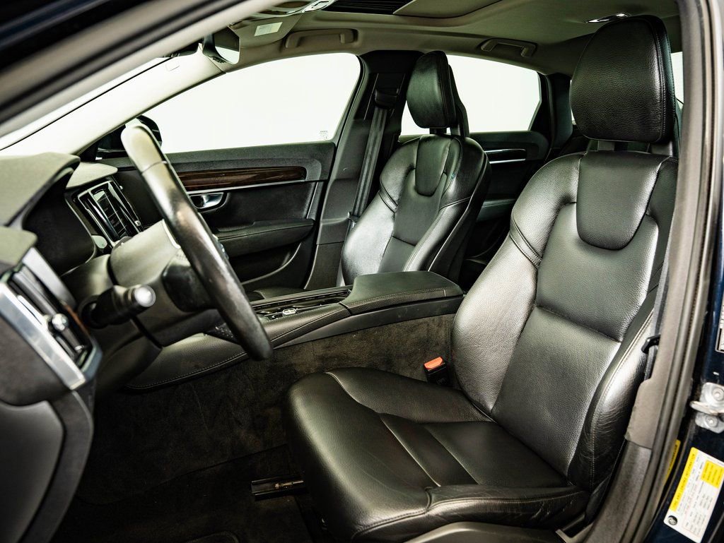 Used 2017 Volvo S90 T5 Momentum w/ Vision Package image 22