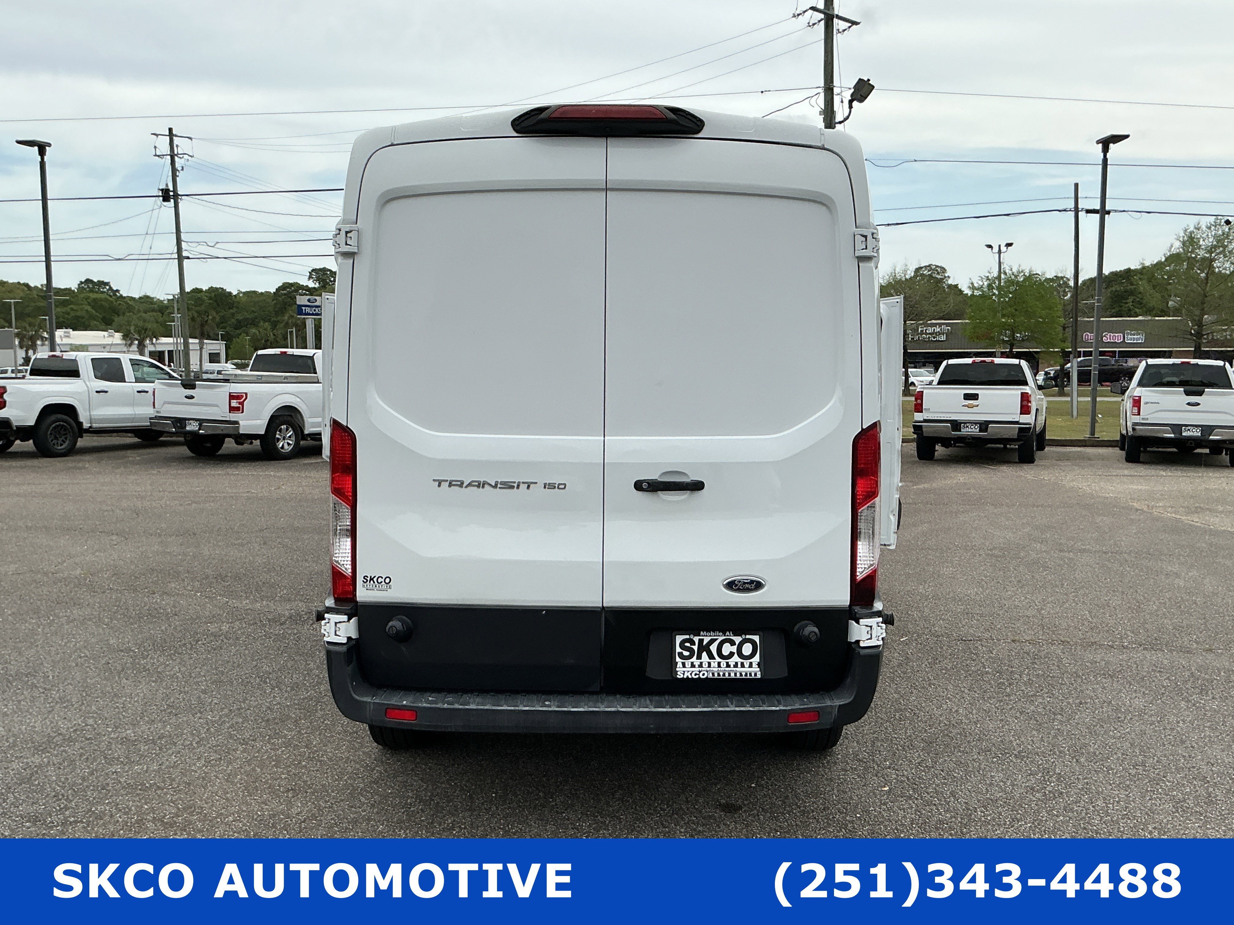 Used 2018 Ford Transit 150 148 Medium Roof image 32