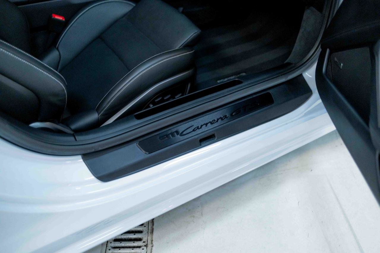 Used 2024 Porsche 911 Carrera GTS image 48