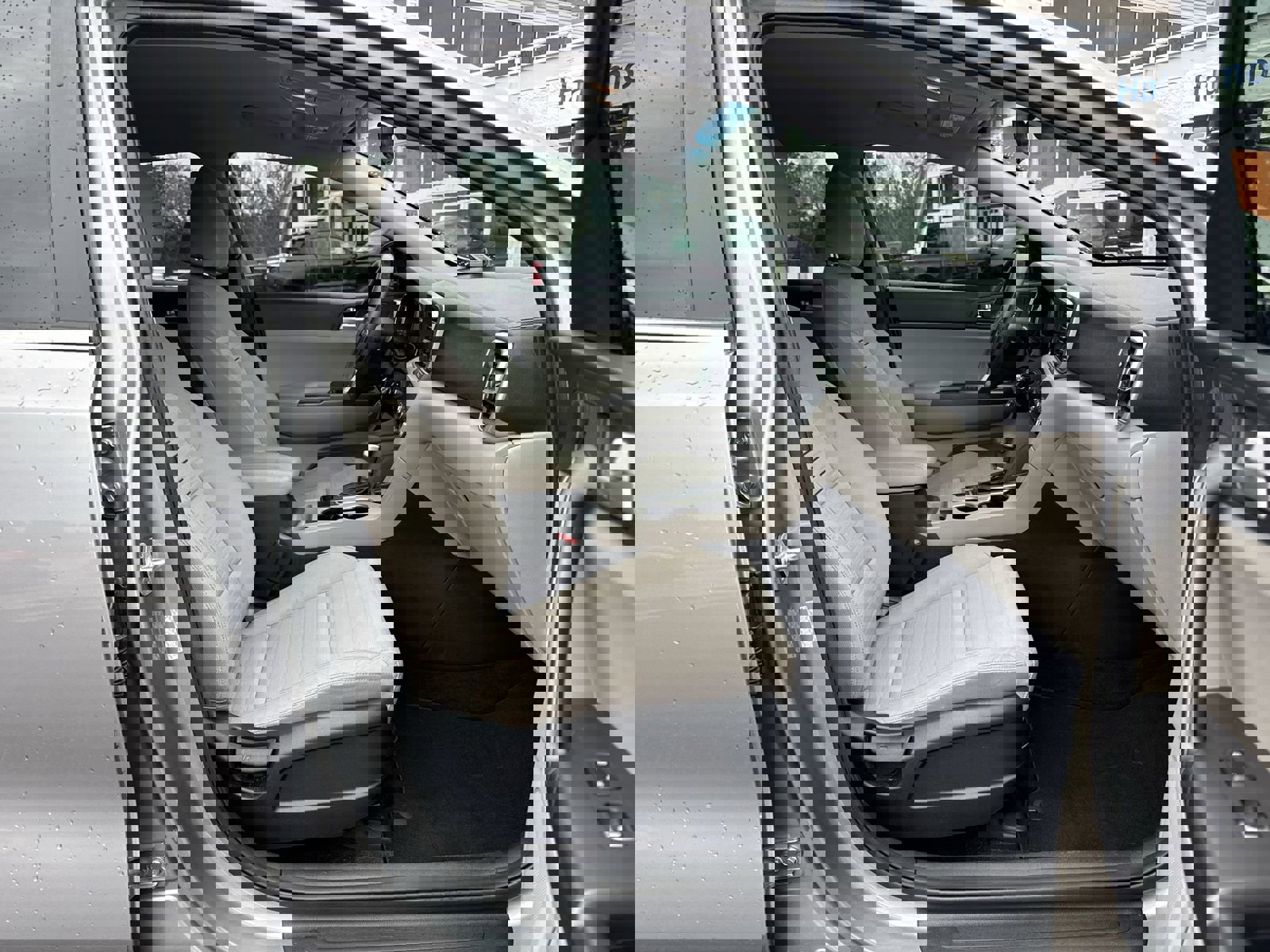 Used 2020 Kia Sportage LX w/ LX Popular Package image 32