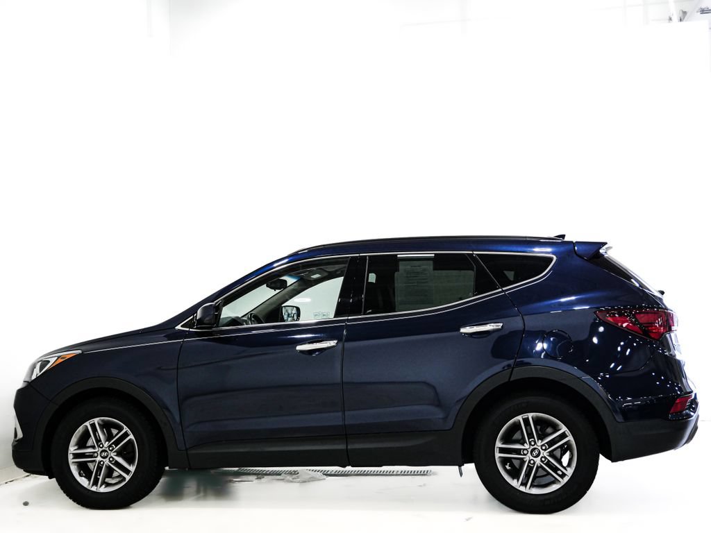 Used 2017 Hyundai Santa Fe Sport AWD/4WD image 5
