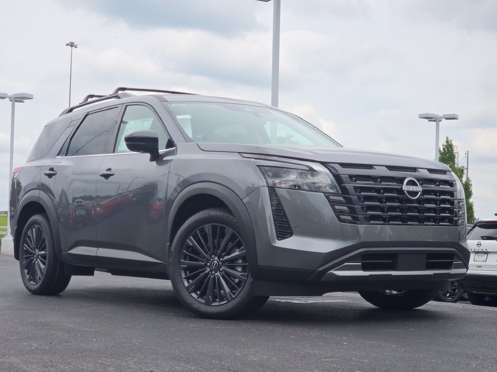 New 2026 Nissan Pathfinder SL w/ SL Premium Package