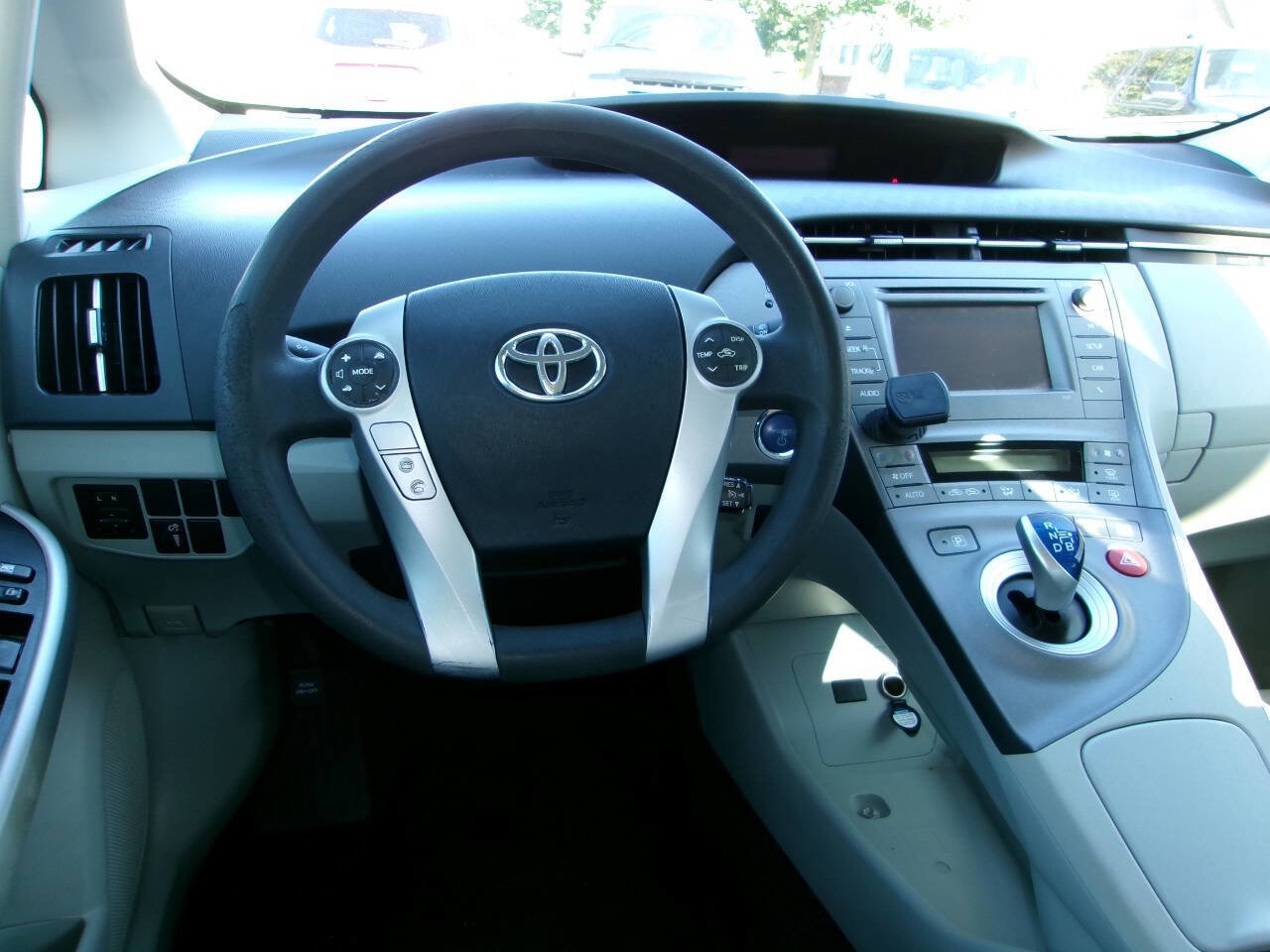 Used 2013 Toyota Prius One image 6