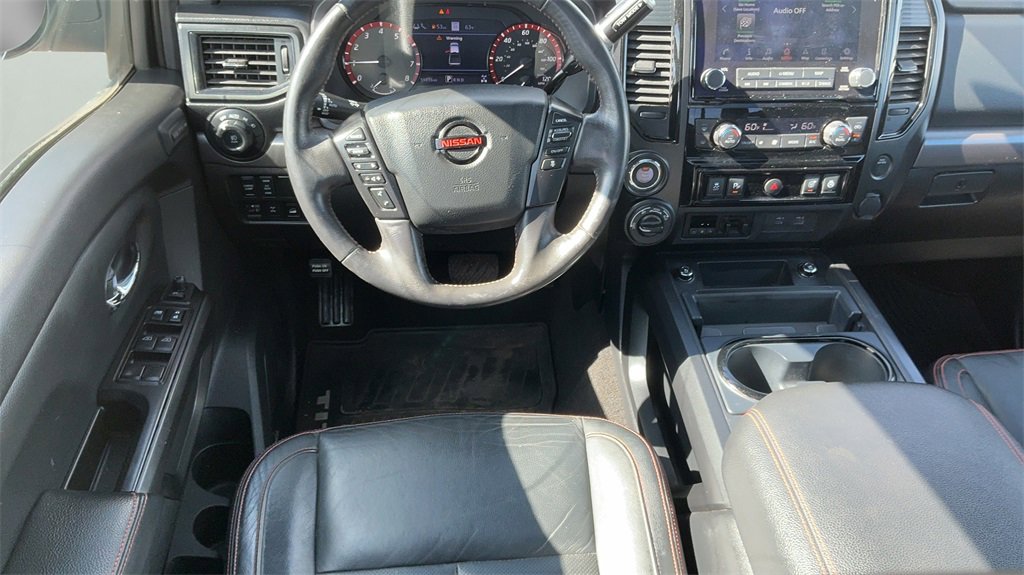Used 2020 Nissan Titan PRO-4X w/ Pro-4x Convenience Package image 13