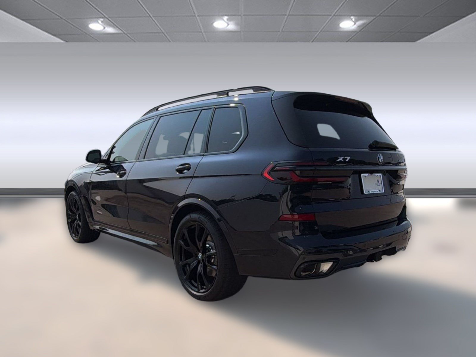 New 2027 BMW X7 xDrive40i w/ M Sport Package AWD/4WD image 3