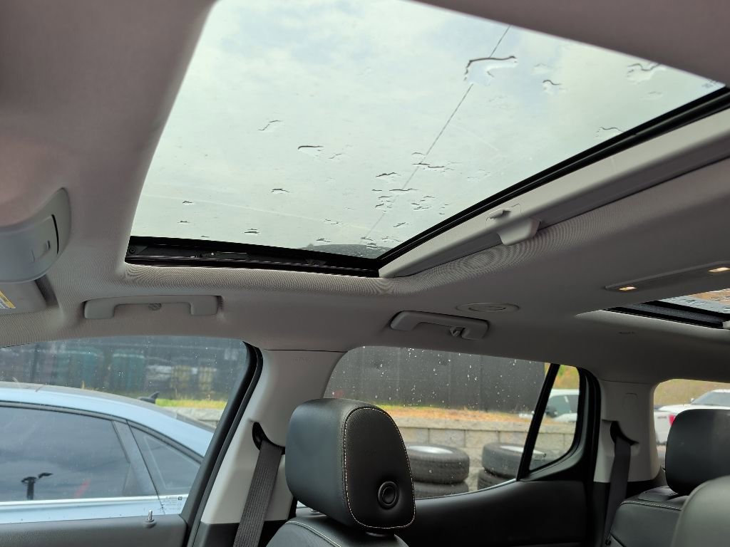 Used 2019 GMC Acadia SLT FWD image 9