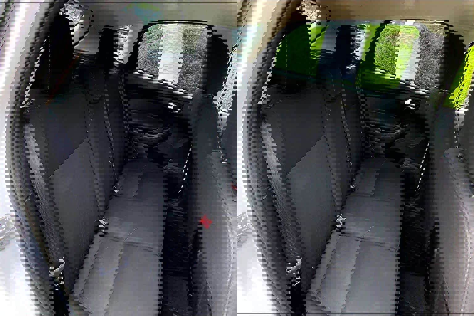 Used 2015 Ford Focus SE image 18