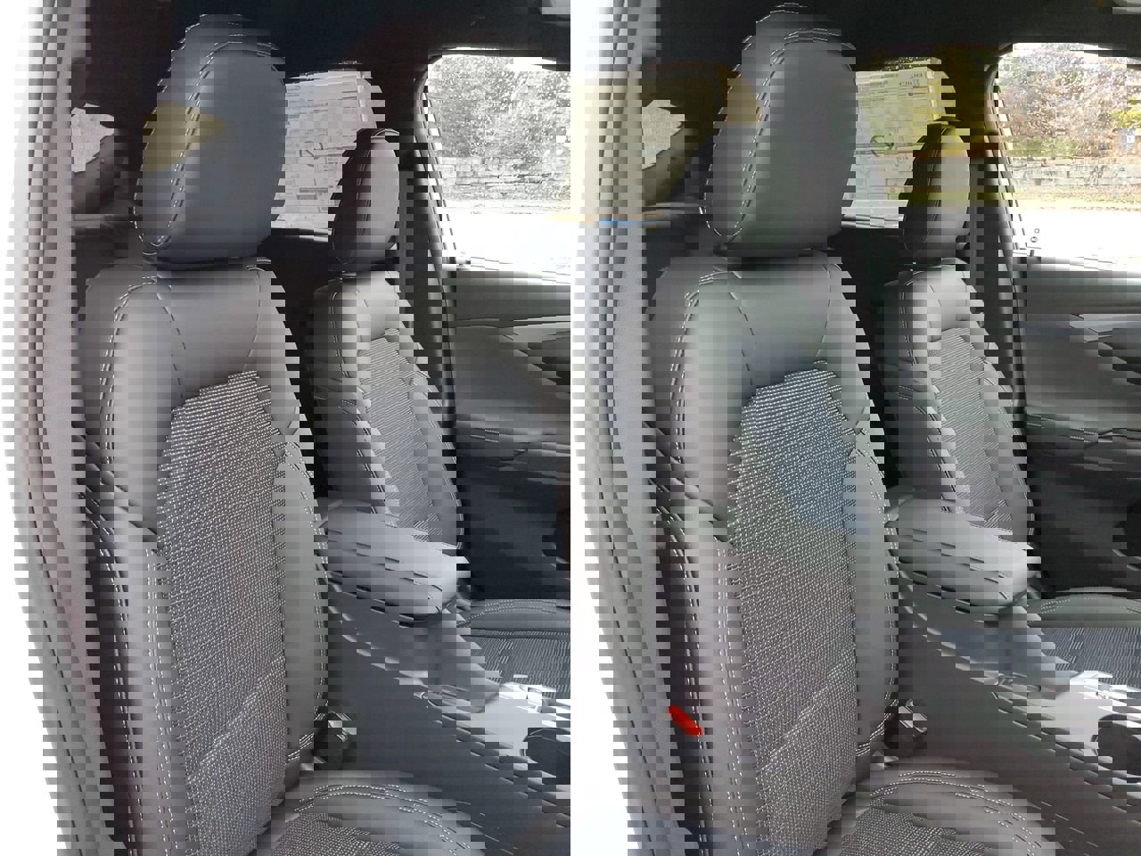 New 2025 Buick Envista Preferred w/ Advanced Safety Package image 59