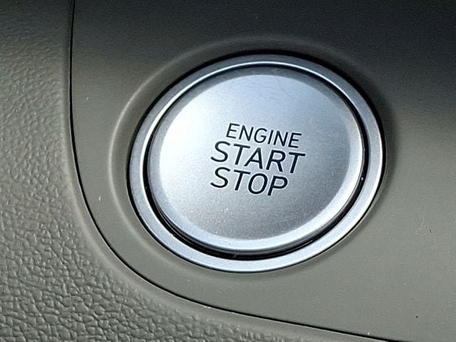 Certified 2024 Hyundai Elantra SEL FWD image 23