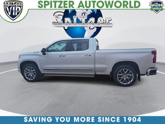 Used 2022 Chevrolet Silverado 1500 High Country w/ Technology Package AWD/4WD image 7