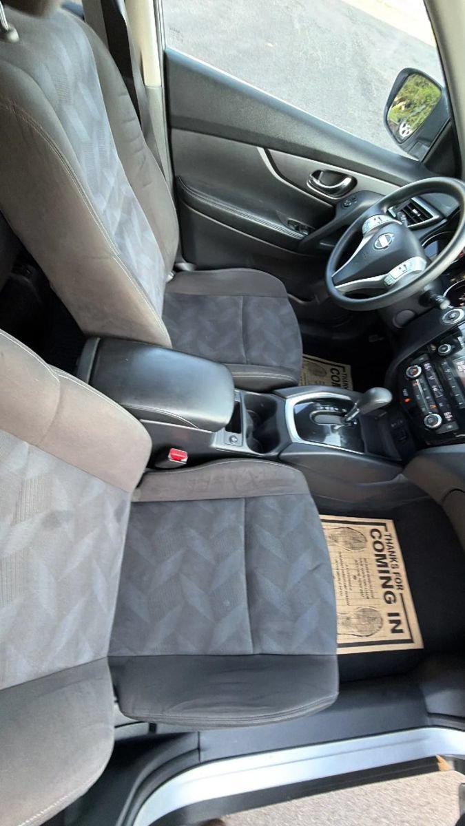 Used 2015 Nissan Rogue SV AWD/4WD image 54