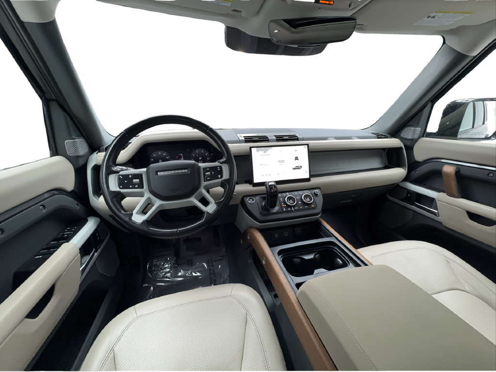 Used 2023 Land Rover Defender 130 SE AWD/4WD image 41