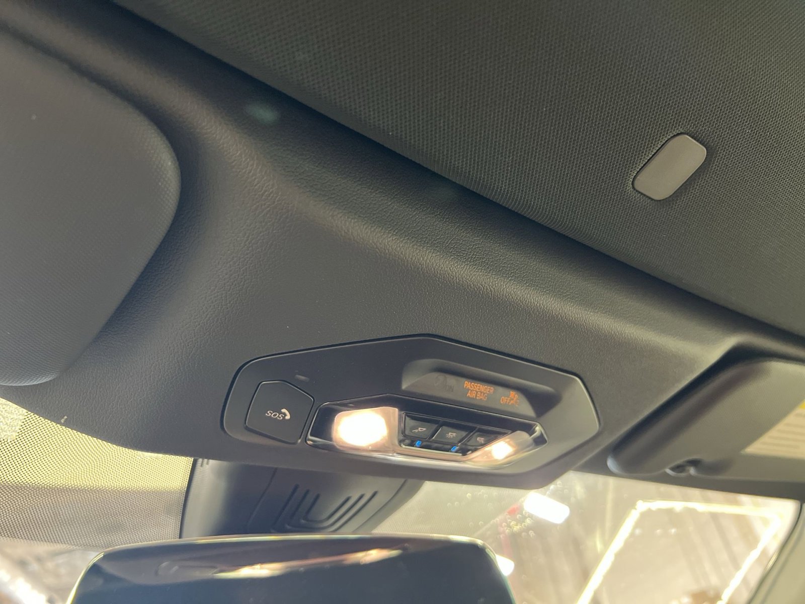 Used 2025 BMW 440i xDrive Convertible image 36