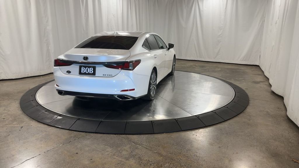 Used 2019 Lexus ES 350 w/ Premium Package image 9