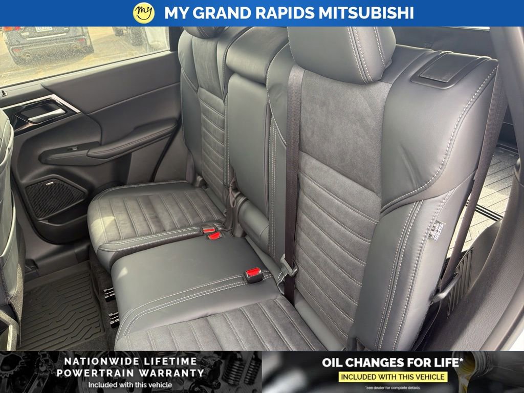 New 2026 Mitsubishi Outlander Trail Edition image 25