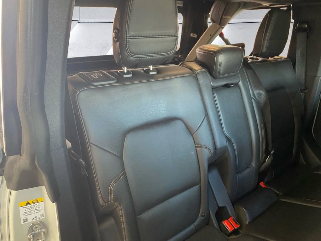 Used 2024 Ford Bronco Badlands AWD/4WD image 16