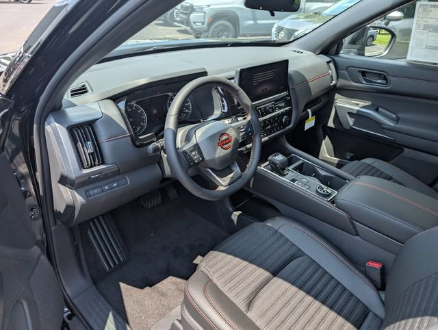 New 2026 Nissan Pathfinder Rock Creek w/ Rock Creek Premium Package AWD/4WD image 13
