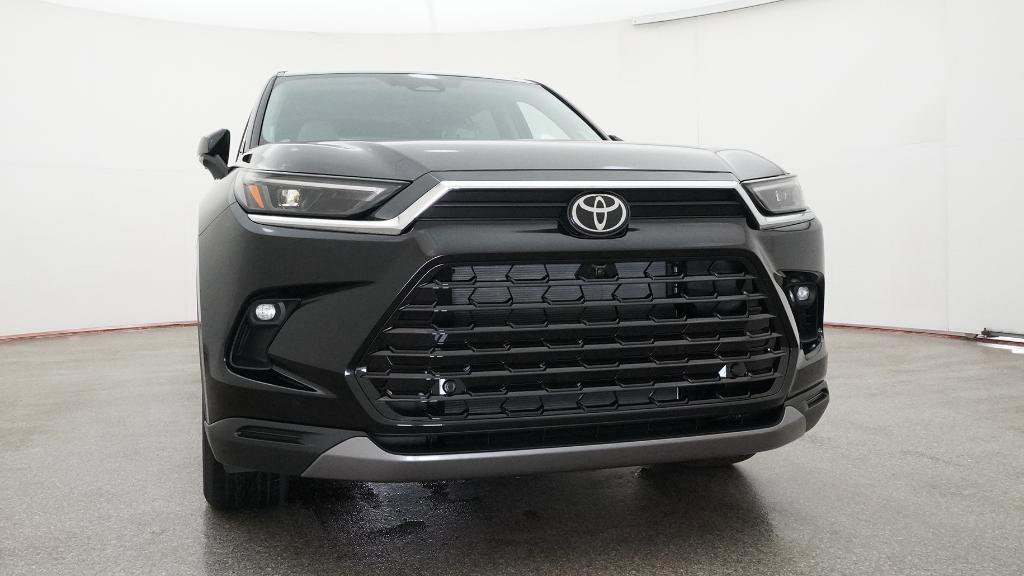 New 2026 Toyota Grand Highlander FWD image 33