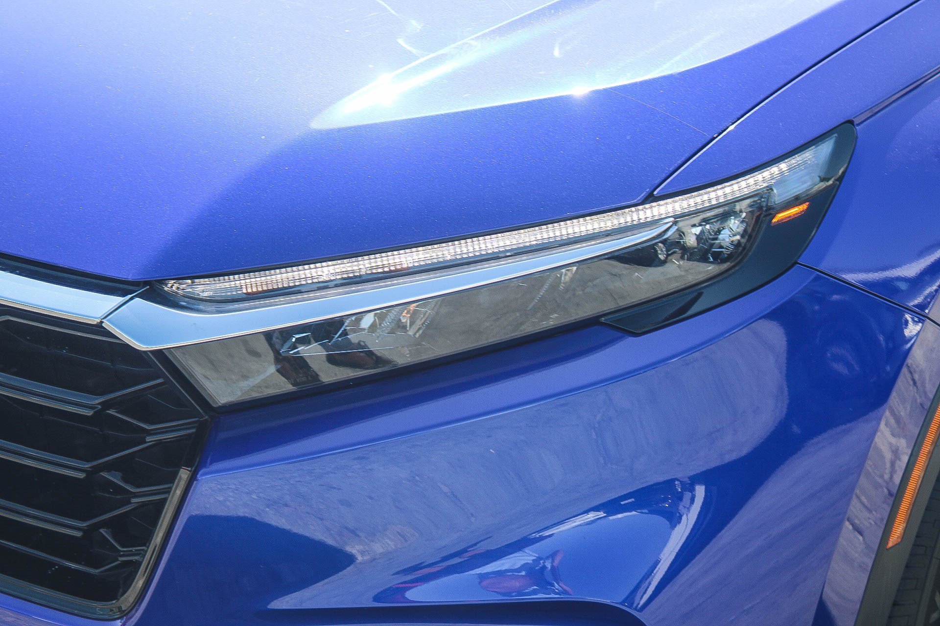 Used 2025 Honda CR-V EX-L image 5