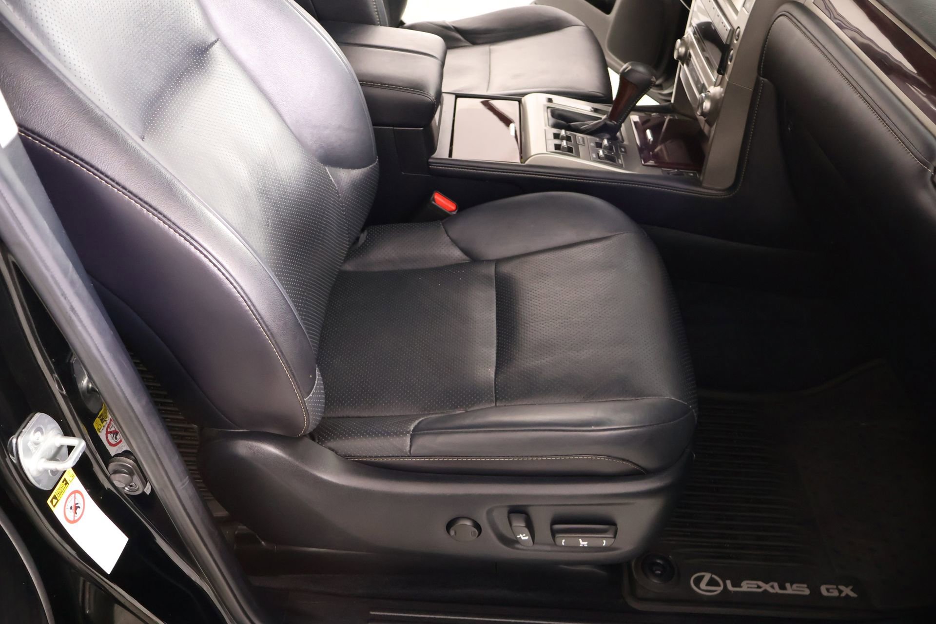 Used 2015 Lexus GX 460 Luxury AWD/4WD image 14