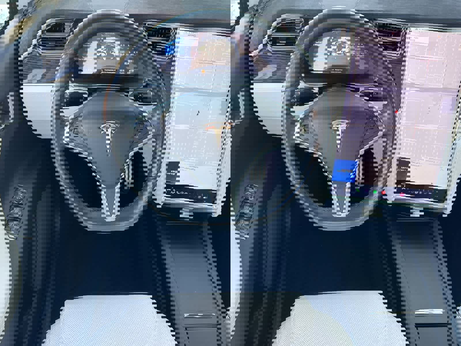 Used 2016 Tesla Model X P90D image 15