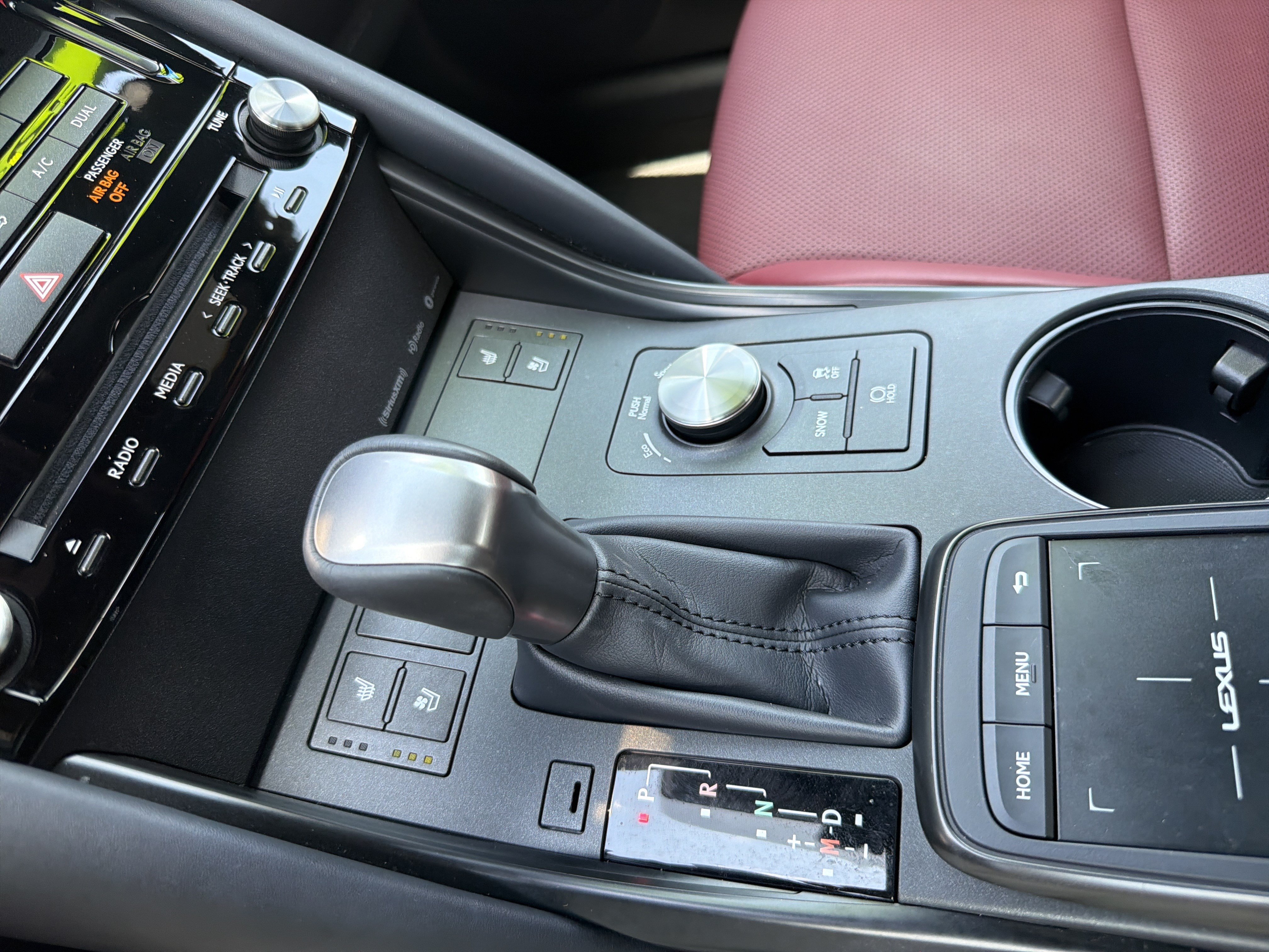Used 2024 Lexus IS 300 w/ Comfort Package RWD image 9