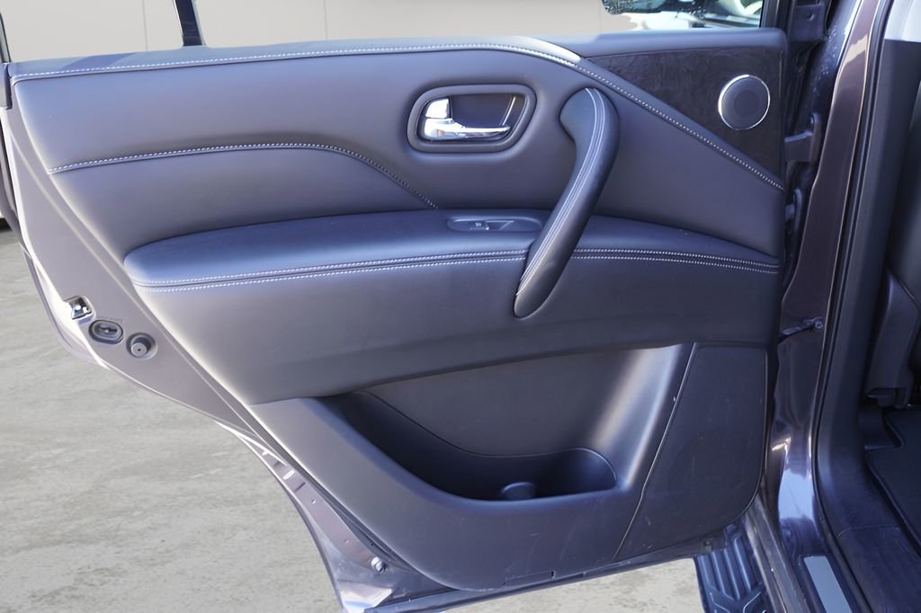 Used 2024 INFINITI QX80 Luxe image 9