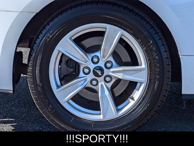 Used 2020 Ford Mustang Coupe RWD image 10