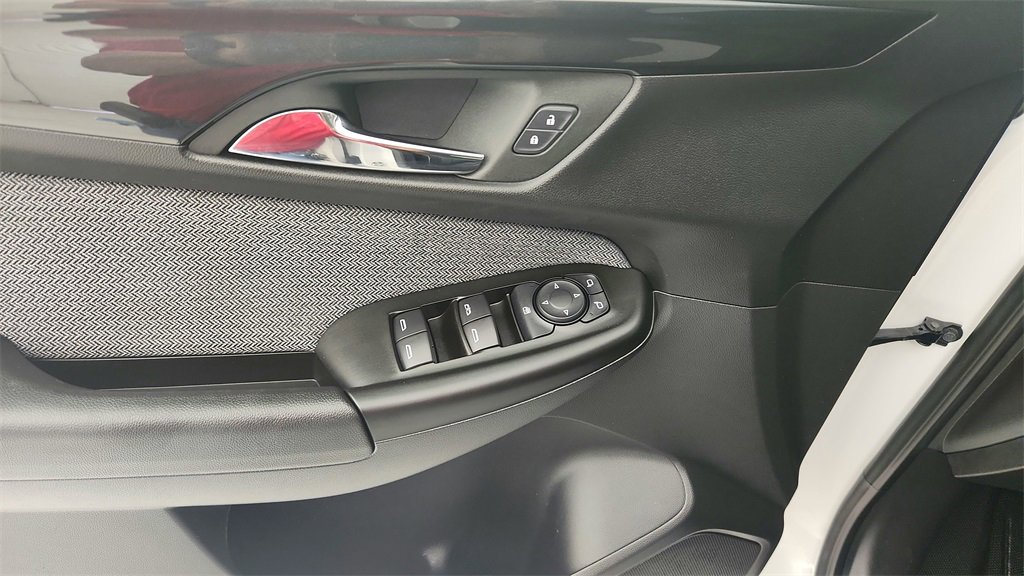 Certified 2024 Chevrolet TrailBlazer LT w/ Driver Confidence Package image 23