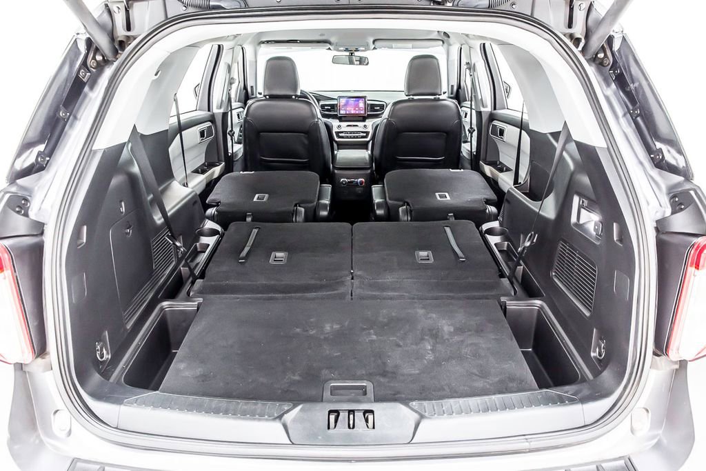 Used 2021 Ford Explorer XLT w/ Equipment Group 202A image 37