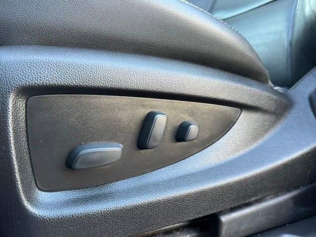 Used 2018 Chevrolet Tahoe LT w/ Off-Road Package AWD/4WD image 13