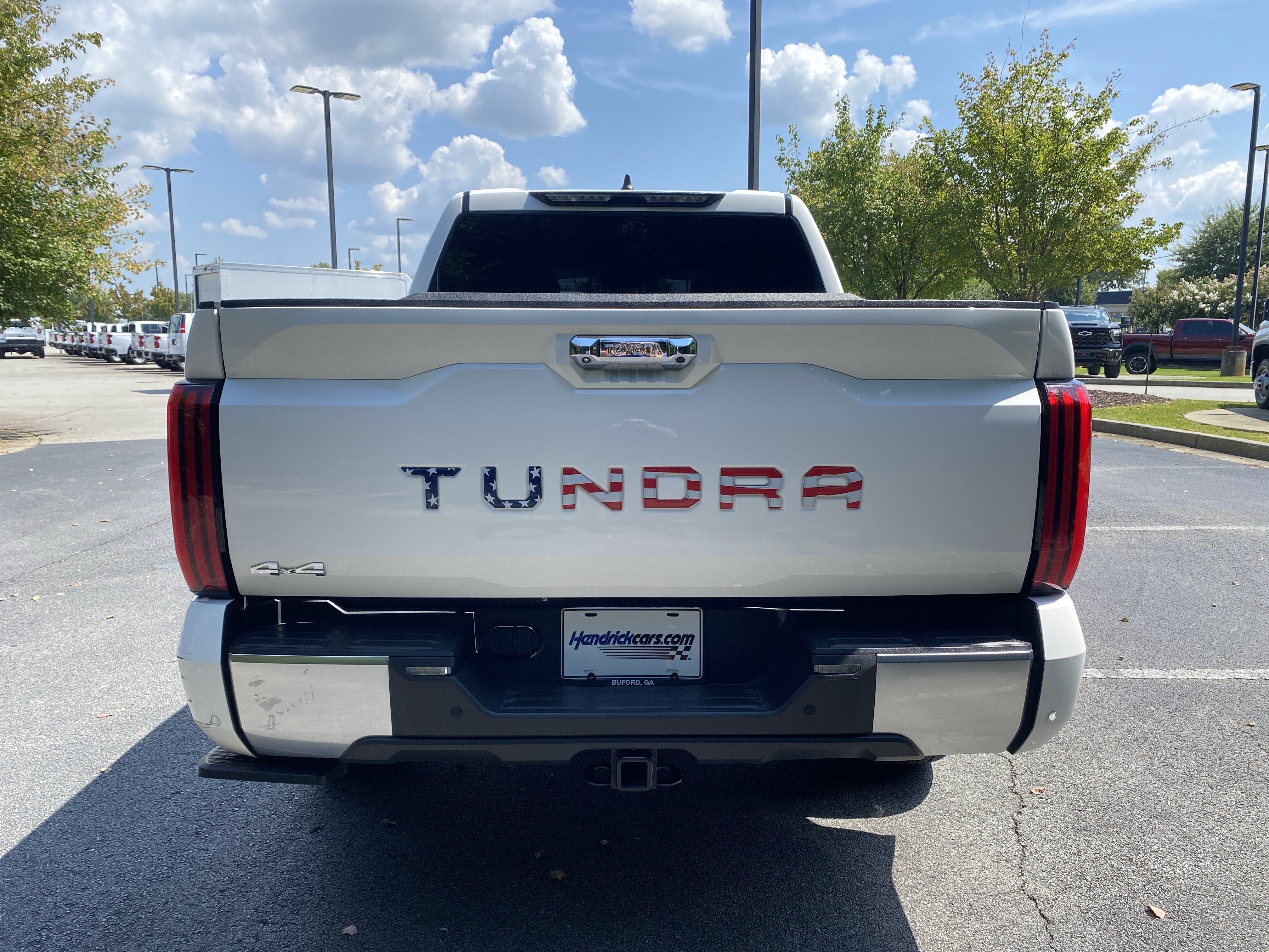 Used 2025 Toyota Tundra Limited AWD/4WD image 8