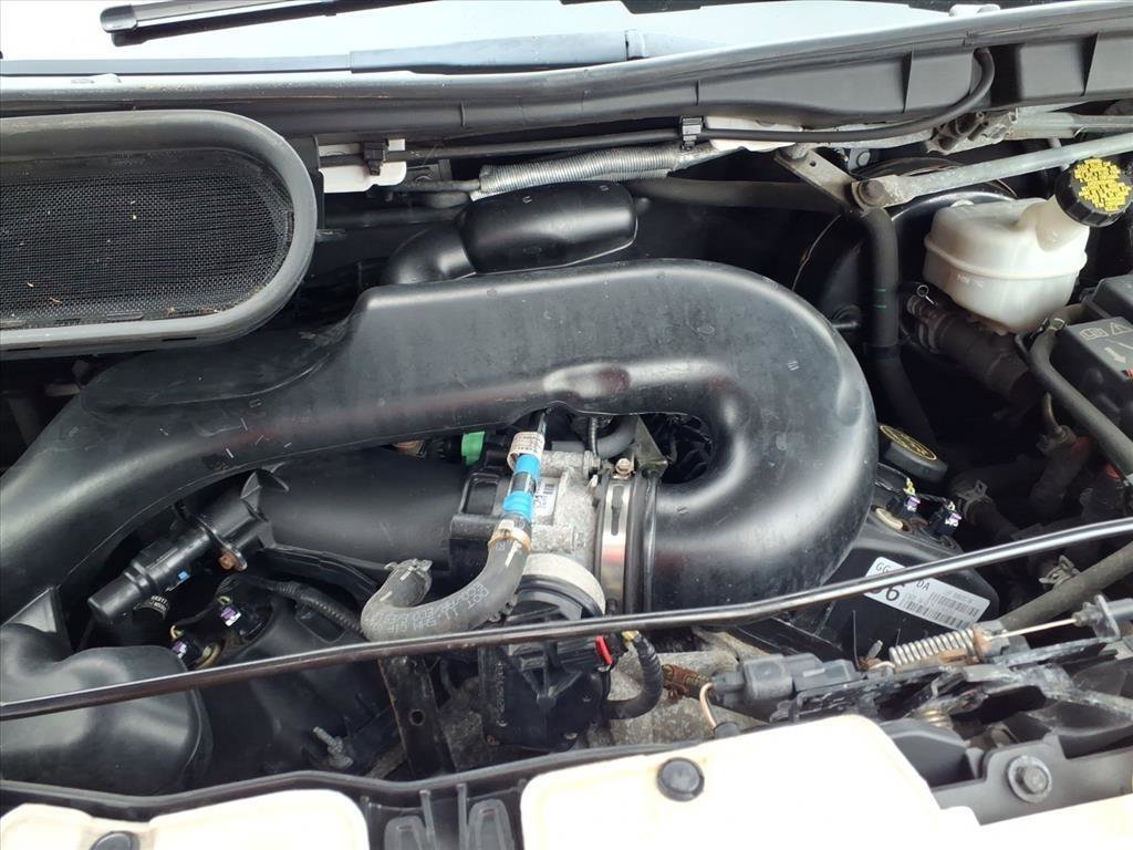 Used 2019 Ford Transit 150 XLT image 33