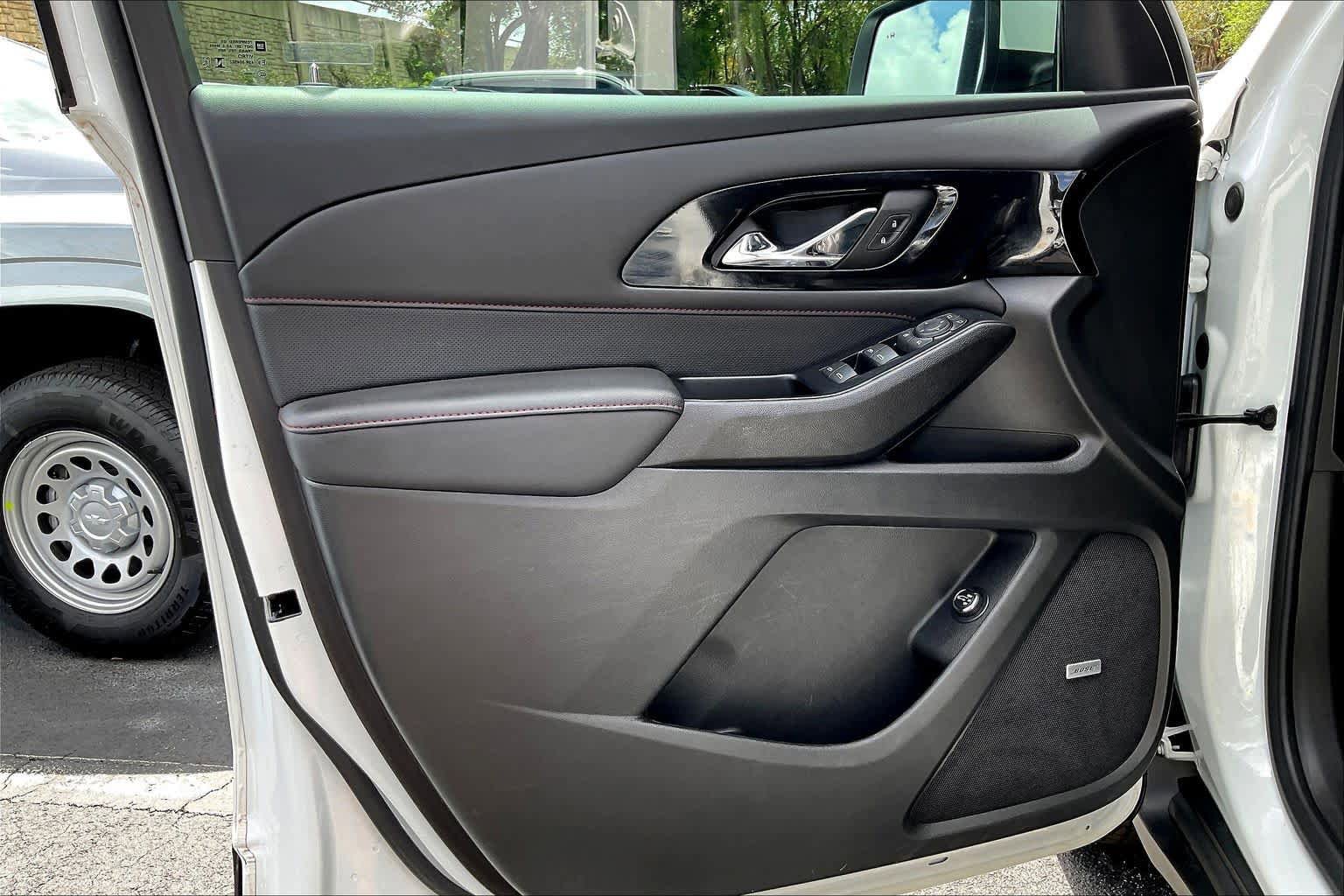 Certified 2023 Chevrolet Traverse RS FWD image 22